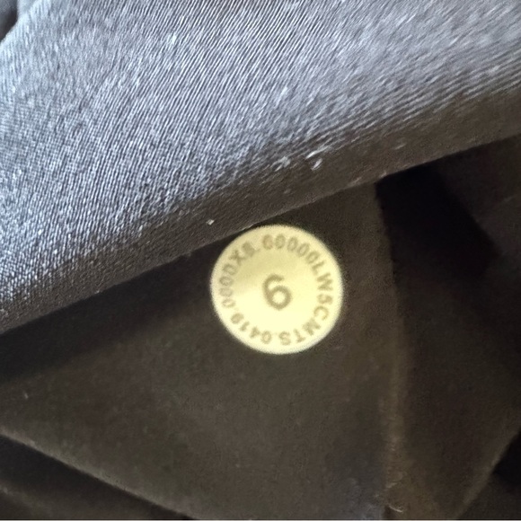 lululemon On the Fly Jogger with Velvet Stripe in Black Sz 6 - Picture 9 of 10